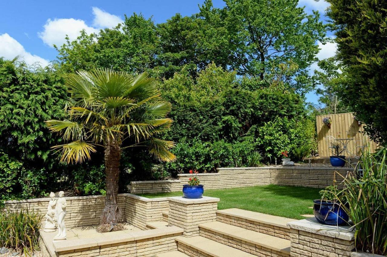 Family Bungalow With Private Pool كيلغتي المظهر الخارجي الصورة